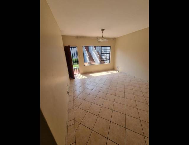 2 BEDROOM PROPERTY TO RENT IN BEDFORD GARDENS